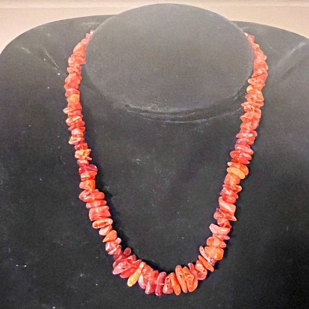 Vintage Amber Chip Barrel Clasp Necklace